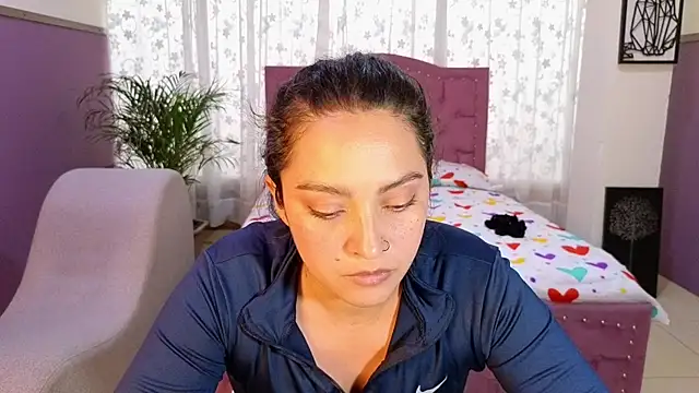 Snapshot of sweet_ahinara chatting on September 24, 2025, 9:32 pm sweet ahinara online show from September 24, 2025, 9:32 pm