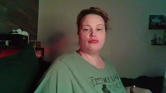 Snapshot of Jezebel888 chatting on March 22, 2025, 6:25 pm Jezebel888 online show from March 22, 2025, 6:25 pm