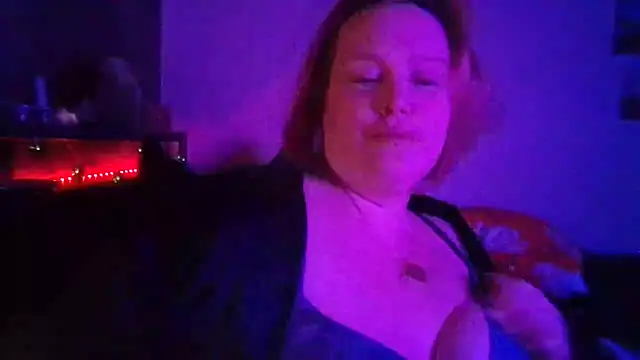 Snapshot of Jezebel888 chatting on March 10, 2025, 3:45 am Jezebel888 online show from March 10, 2025, 3:45 am