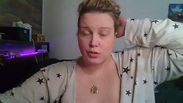 Snapshot of Jezebel888 chatting on March 19, 2025, 6:12 pm Jezebel888 online show from March 19, 2025, 6:12 pm