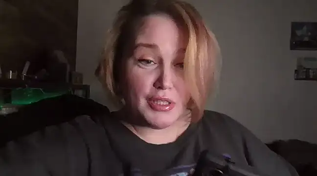 Snapshot of Jezebel888 chatting on February 28, 2025, 1:26 am Jezebel888 online show from February 28, 2025, 1:26 am