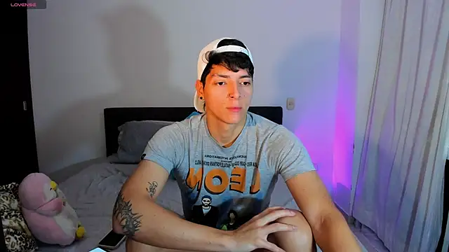 Snapshot of _JacobMiller__ chatting on October 7, 2025, 7:48 pm JacobMiller online show from October 7, 2025, 7:48 pm