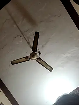 Snapshot of aartimodal chatting on February 9, 2025, 1:35 pm aartimodal online show from February 9, 2025, 1:35 pm