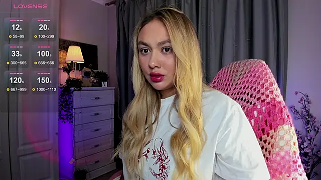  Loneve   online show from November 9, 2025, 3:27 pm