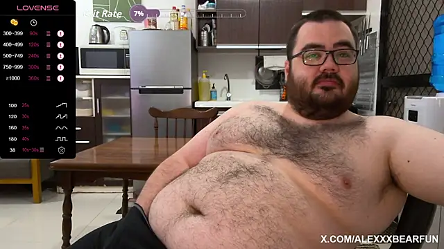 Snapshot of alexxxbear chatting on September 19, 2025, 10:25 pm alexxxbear online show from September 19, 2025, 10:25 pm