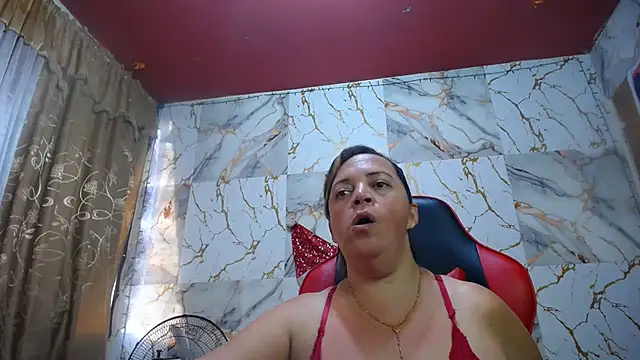 alina maturehot online show from January 9, 2026, 9:55 pm