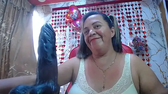 Snapshot of alina_maturehot chatting on February 15, 2026, 7:57 pm alina maturehot online show from February 15, 2026, 7:57 pm