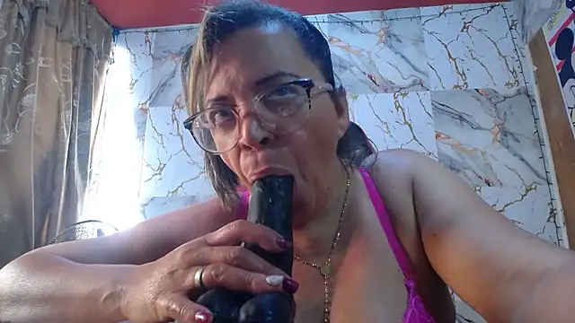 Snapshot of alina_maturehot chatting on January 16, 2026, 8:46 pm alina maturehot online show from January 16, 2026, 8:46 pm