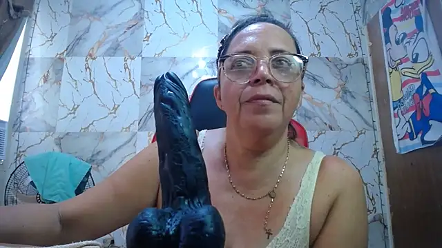 alina maturehot online show from March 5, 2026, 1:19 pm