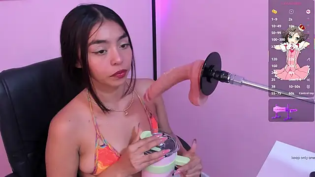 Snapshot of lanna_brunette chatting on February 13, 2026, 1:00 pm lanna brunette online show from February 13, 2026, 1:00 pm