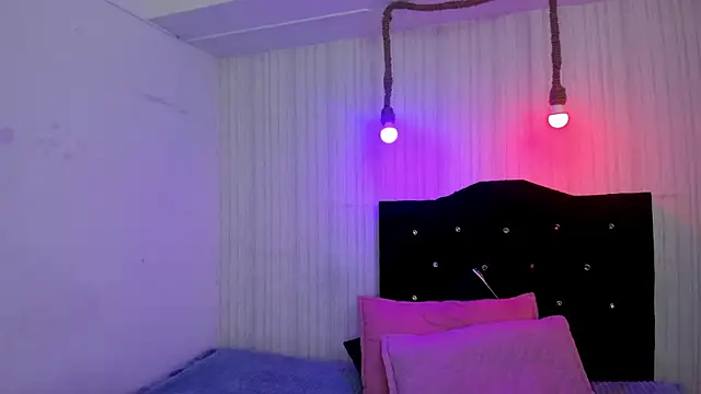 nicky angel1 online show from October 20, 2025, 6:41 pm