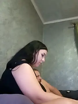 Greta Tamar online show from December 21, 2025, 6:42 pm