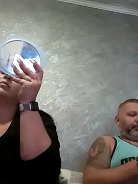 Snapshot of Greta_Tamar chatting on September 18, 2025, 5:21 am Greta Tamar online show from September 18, 2025, 5:21 am