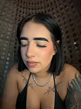 Snapshot of Scarlett-LS chatting on September 23, 2025, 2:07 am Scarlett-LS online show from September 23, 2025, 2:07 am