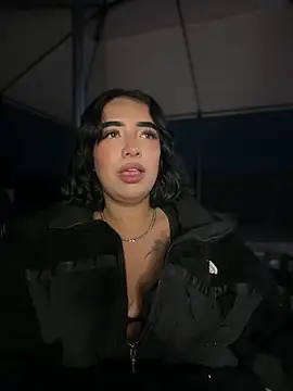 Snapshot of Scarlett-LS chatting on September 25, 2025, 1:55 am Scarlett-LS online show from September 25, 2025, 1:55 am