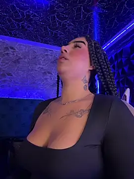 Scarlett-LS online show from April 12, 2026, 3:21 am