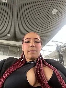 Scarlett-LS online show from February 17, 2025, 6:28 pm