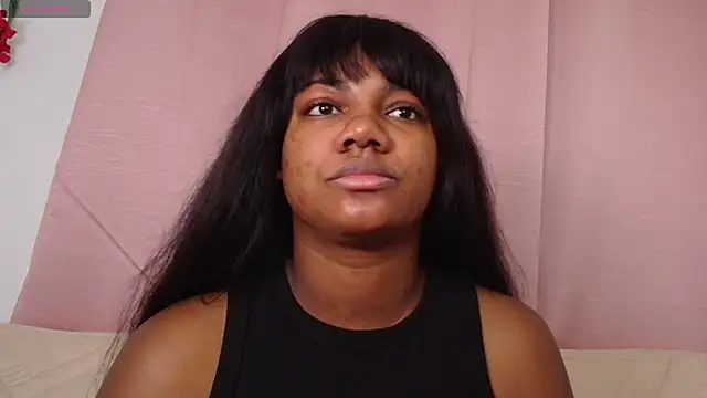 Snapshot of Daphnewalker__ chatting on June 22, 2026, 11:18 am Daphnewalker online show from June 22, 2026, 11:18 am