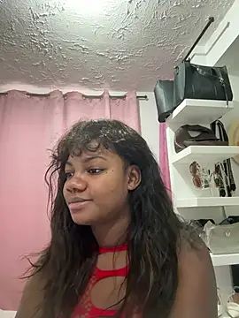 Daphnewalker   online show from February 8, 2026, 11:52 am