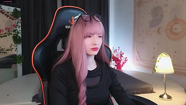 Akemi Sora  online show from February 26, 2025, 2:38 pm