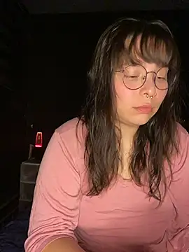 Solo yoss online show from December 22, 2025, 7:52 am