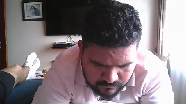 oscarshow24 online show from May 28, 2026, 6:47 pm