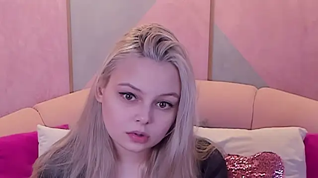 Snapshot of CLAIRE_VOGT chatting on February 20, 2025, 6:06 am CLAIRE VOGT online show from February 20, 2025, 6:06 am