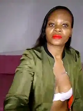 Snapshot of BigbootyliciousXXX chatting on March 14, 2025, 8:17 pm BigbootyliciousXXX online show from March 14, 2025, 8:17 pm