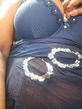 Snapshot of SX-JUHI chatting on October 1, 2025, 11:14 am SX-JUHI online show from October 1, 2025, 11:14 am