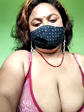 rani130 online show from October 6, 2025, 1:29 am