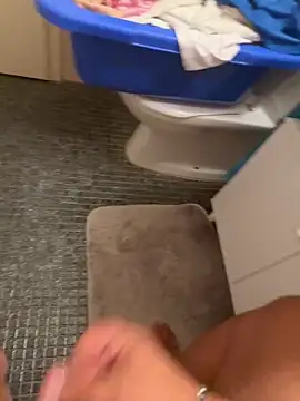 Sex-10-10 online show from September 28, 2025, 6:26 pm