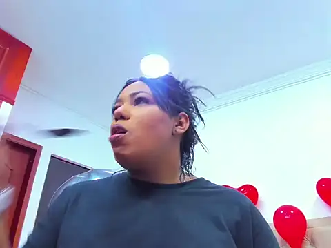 emma purple  online show from February 15, 2026, 5:23 pm