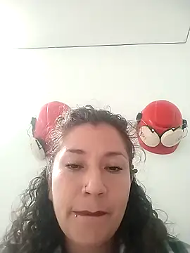 Cielo carpentier69 online show from April 20, 2026, 3:35 pm