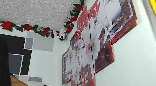 stephanieparadis online show from February 12, 2025, 1:30 am