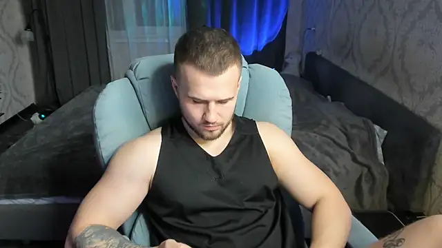 Snapshot of Vladik_b chatting on March 18, 2025, 5:55 pm Vladik b online show from March 18, 2025, 5:55 pm