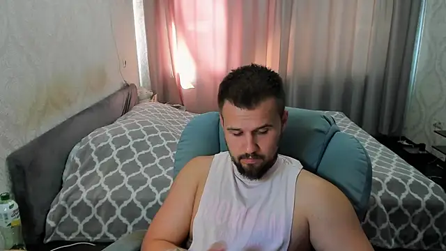Vladik b online show from August 3, 2026, 8:11 am