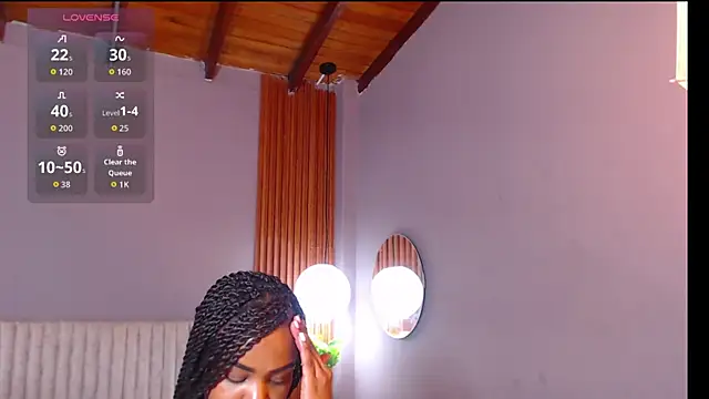 Snapshot of TianaSky chatting on September 11, 2025, 9:04 pm TianaSky online show from September 11, 2025, 9:04 pm