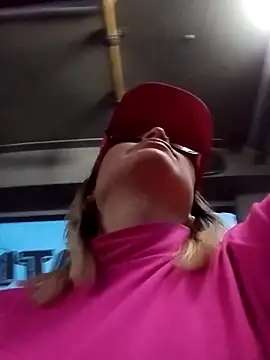 Snapshot of CandieGilson__ chatting on September 22, 2025, 10:43 am CandieGilson online show from September 22, 2025, 10:43 am