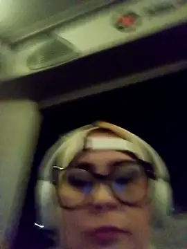 Snapshot of CandieGilson__ chatting on January 19, 2026, 10:41 am CandieGilson online show from January 19, 2026, 10:41 am