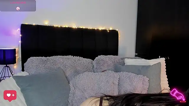 Amara vause  online show from October 17, 2025, 1:09 am