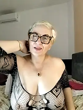 Pumabionda online show from November 7, 2025, 10:35 pm