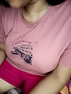 Snapshot of Mannat-222 chatting on November 1, 2025, 6:13 pm Mannat-222 online show from November 1, 2025, 6:13 pm