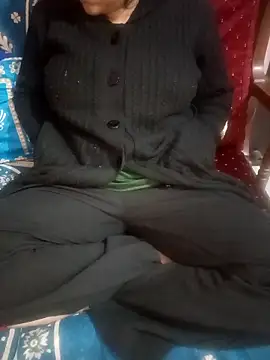 Snapshot of Mannat-222 chatting on December 22, 2025, 6:30 pm Mannat-222 online show from December 22, 2025, 6:30 pm