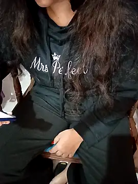 Snapshot of Mannat-222 chatting on November 24, 2025, 1:27 am Mannat-222 online show from November 24, 2025, 1:27 am