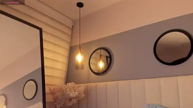 Snapshot of alice_lodge chatting on October 17, 2025, 3:32 am alice lodge online show from October 17, 2025, 3:32 am