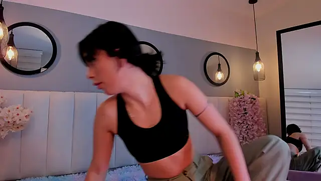 Snapshot of alice_lodge chatting on December 5, 2025, 3:05 am alice lodge online show from December 5, 2025, 3:05 am