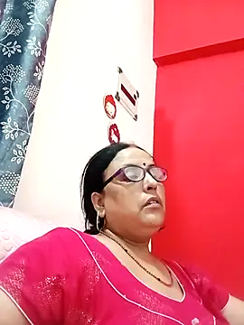 Snapshot of Kiyara8 chatting on September 18, 2025, 4:59 am Kiyara8 online show from September 18, 2025, 4:59 am