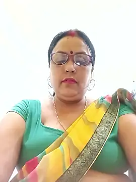 Snapshot of Kiyara8 chatting on October 17, 2025, 6:50 am Kiyara8 online show from October 17, 2025, 6:50 am