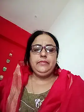 Snapshot of Kiyara8 chatting on October 20, 2025, 1:40 am Kiyara8 online show from October 20, 2025, 1:40 am