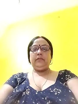 Snapshot of Kiyara8 chatting on October 13, 2025, 6:37 am Kiyara8 online show from October 13, 2025, 6:37 am